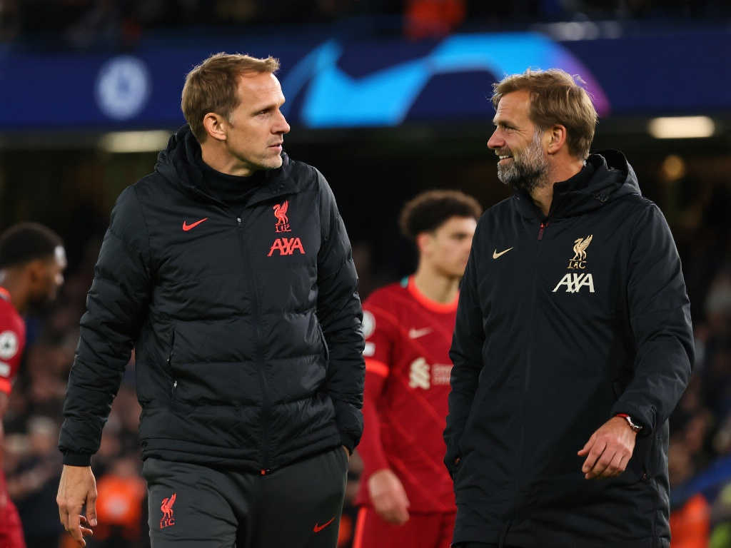 利用犀利的 利用犀利的